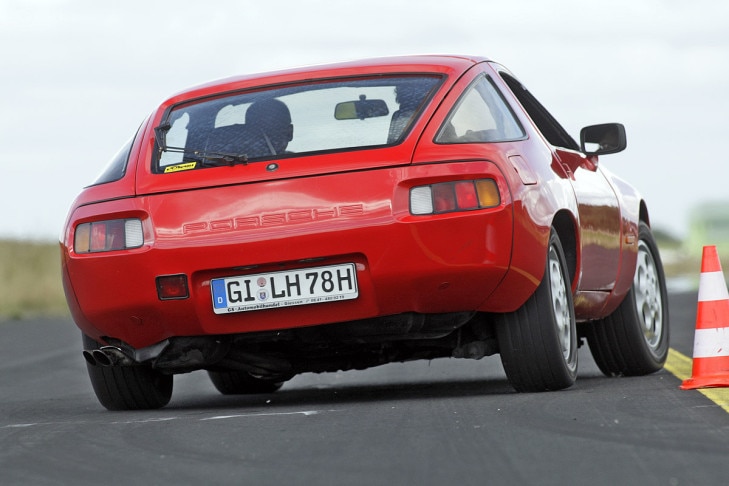 Porsche 928 S