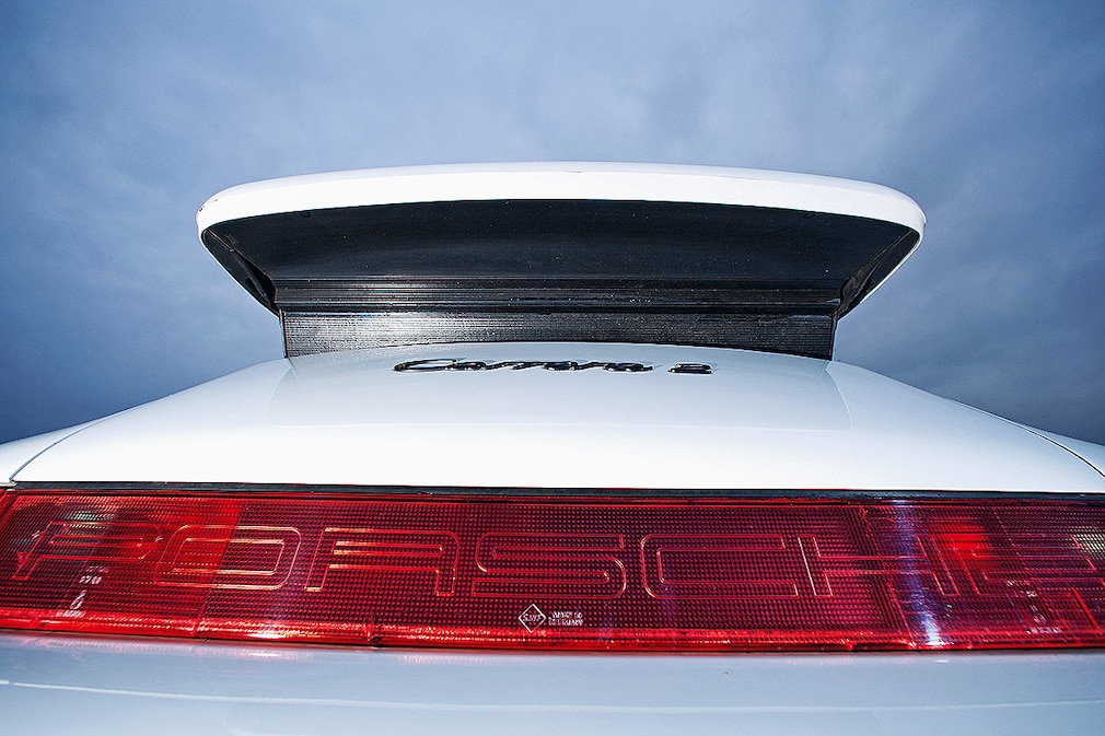 Porsche 911 Carrera 2 Targa (964)