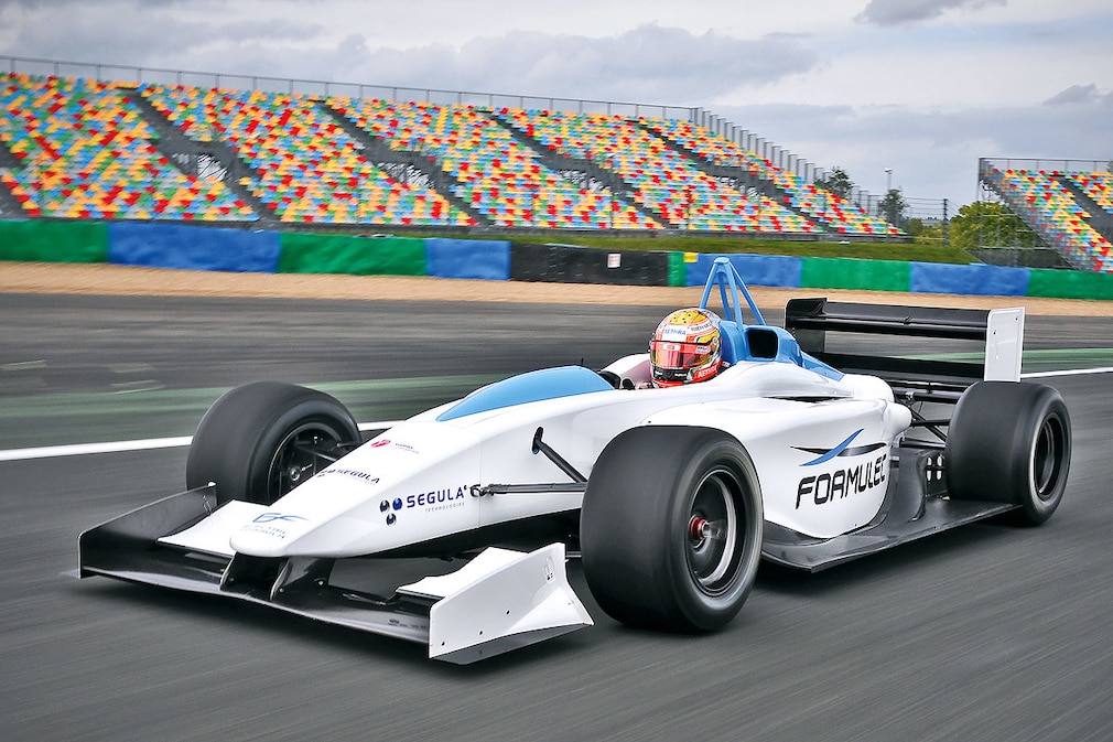Rennwagen der Formulec EF01 Formel E ab 2014