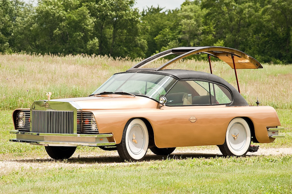 Mohs Opera Sedan