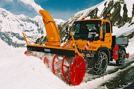 Unimog im Schnee