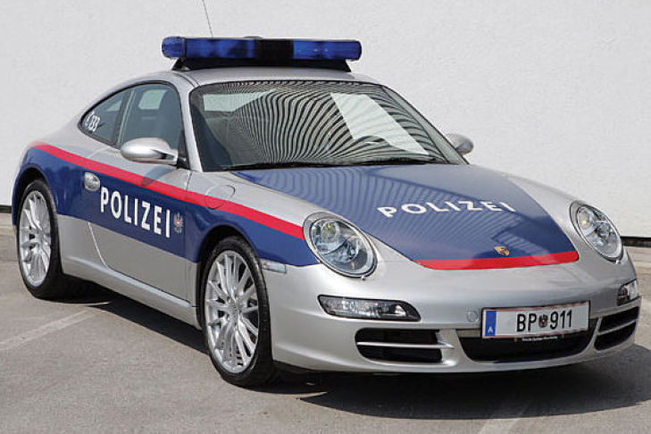 Bilder: Kuriose Polizeiautos aus aller Welt Bilder: Kuriose Polizeiautos aus aller Welt