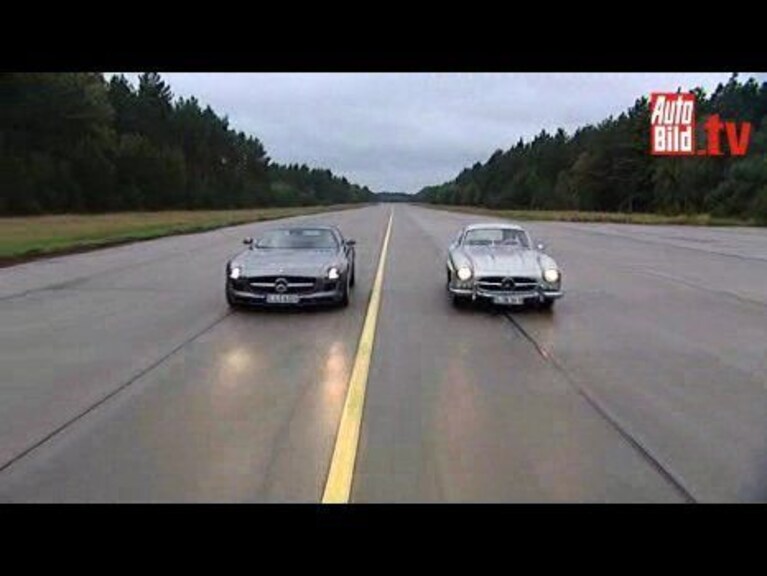 Video: Mercedes 300 SL gegen SLS AMG