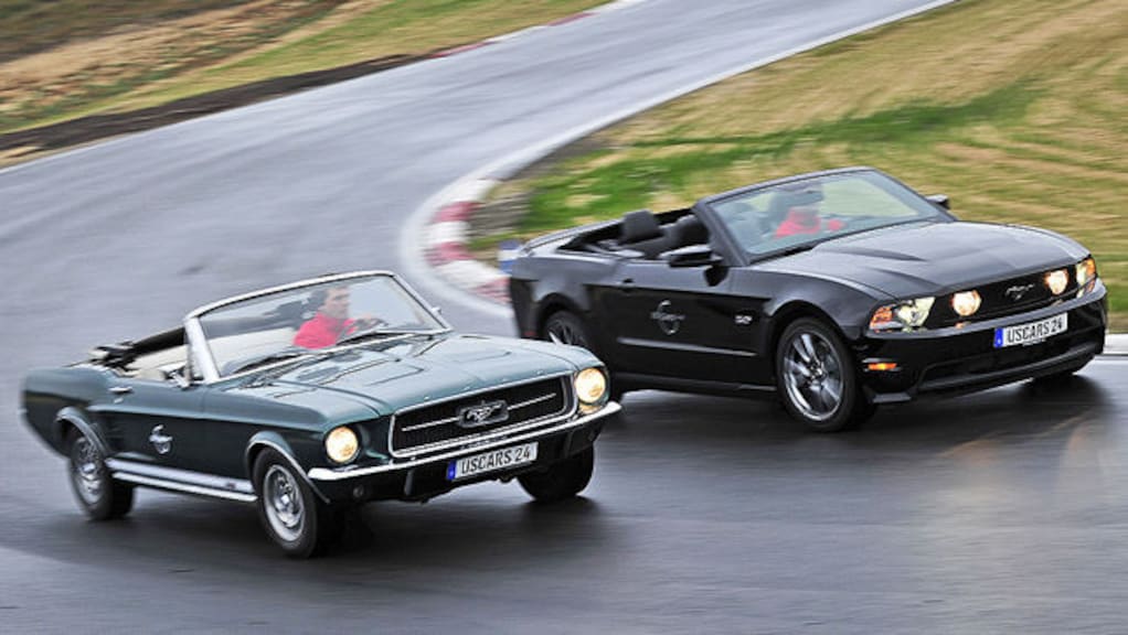 Video: Vergleich Ford Mustang jung gegen alt - AUTO BILD