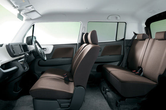 Suzuki MR Wagon (2011)