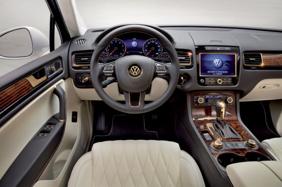 VW Touareg Gold Edition