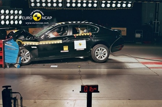 5er BMW 530d im EuroNCAP-Crashtest