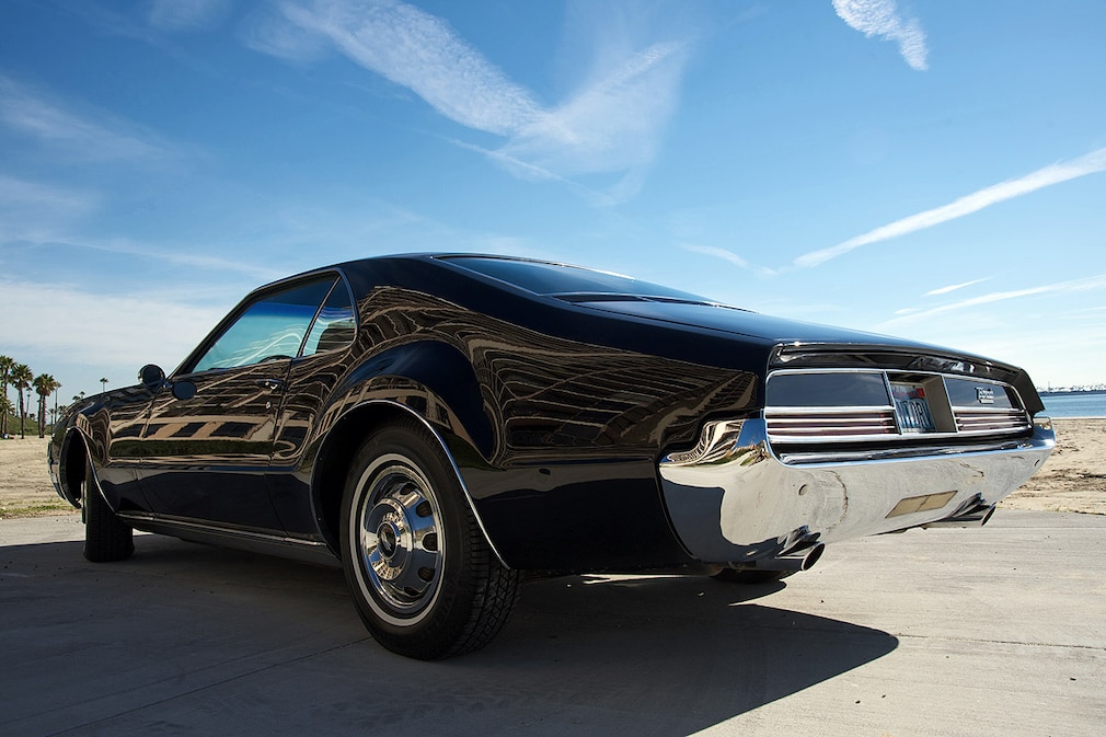 Oldsmobile Toronado