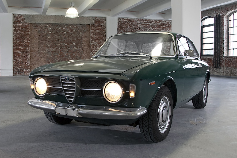 Alfa Romeo GT 1300 Junior
