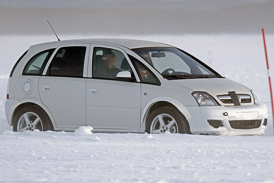 Opel Small SUV