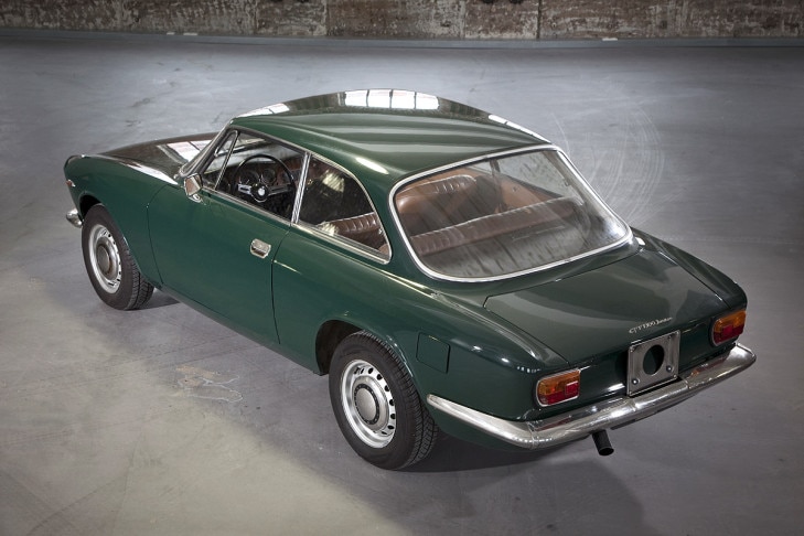 Alfa Romeo GT 1300 Junior Alfa Romeo GT 1300 Junior