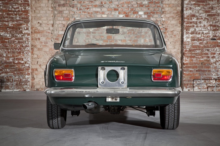 Alfa Romeo GT 1300 Junior Alfa Romeo GT 1300 Junior