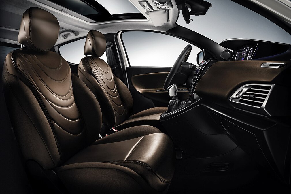 Lancia Ypsilon