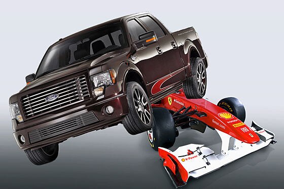 Ford F150 plättet Ferrari (Montage)