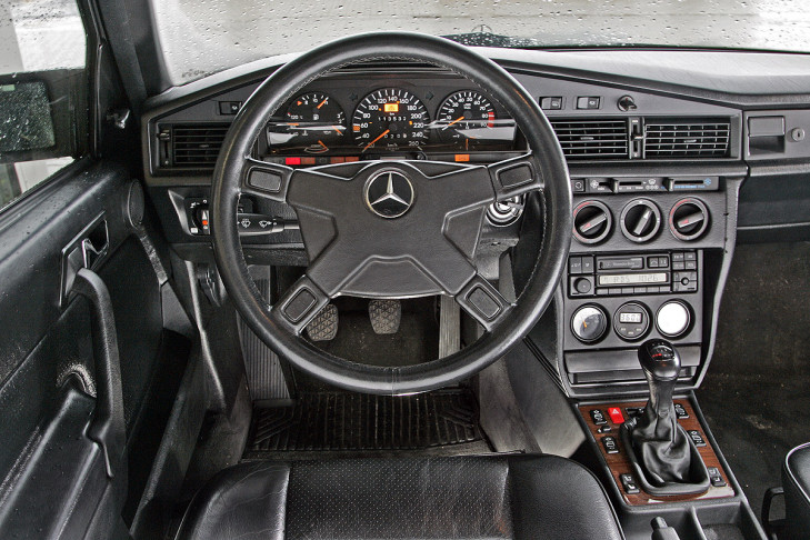 Mercedes 190 E 2.5-16 EVO II