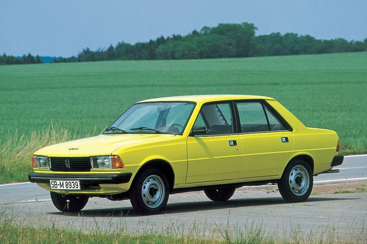 Peugeot 305