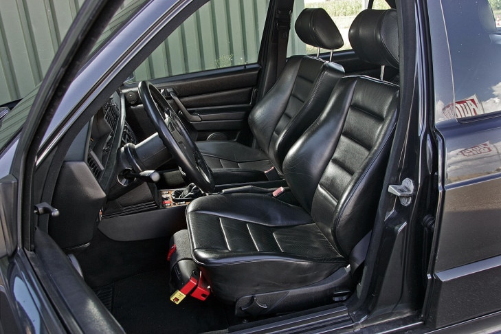 Mercedes 190 E 2.5-16 EVO II