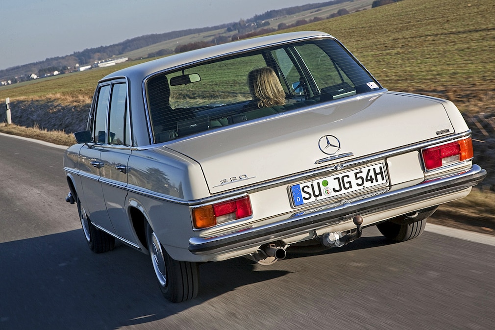 Mercedes Benz /8 220