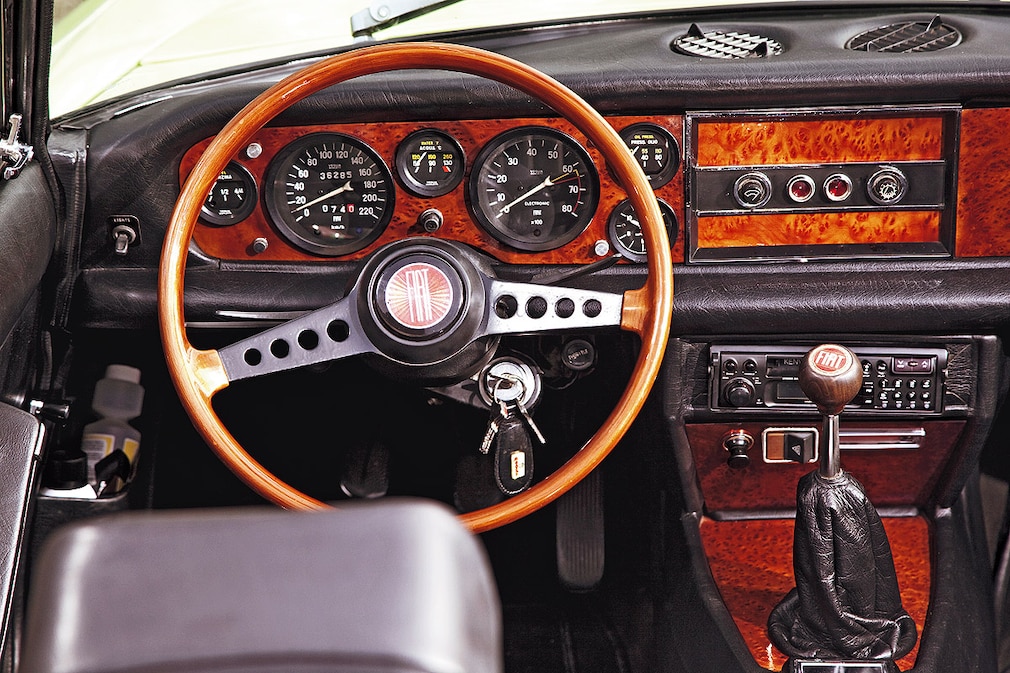 Fiat 124 Spider