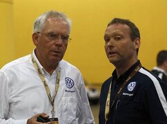 Volkswagen-Vorstand Ulrich Hackenberg mit Sportchef Kris Nissen