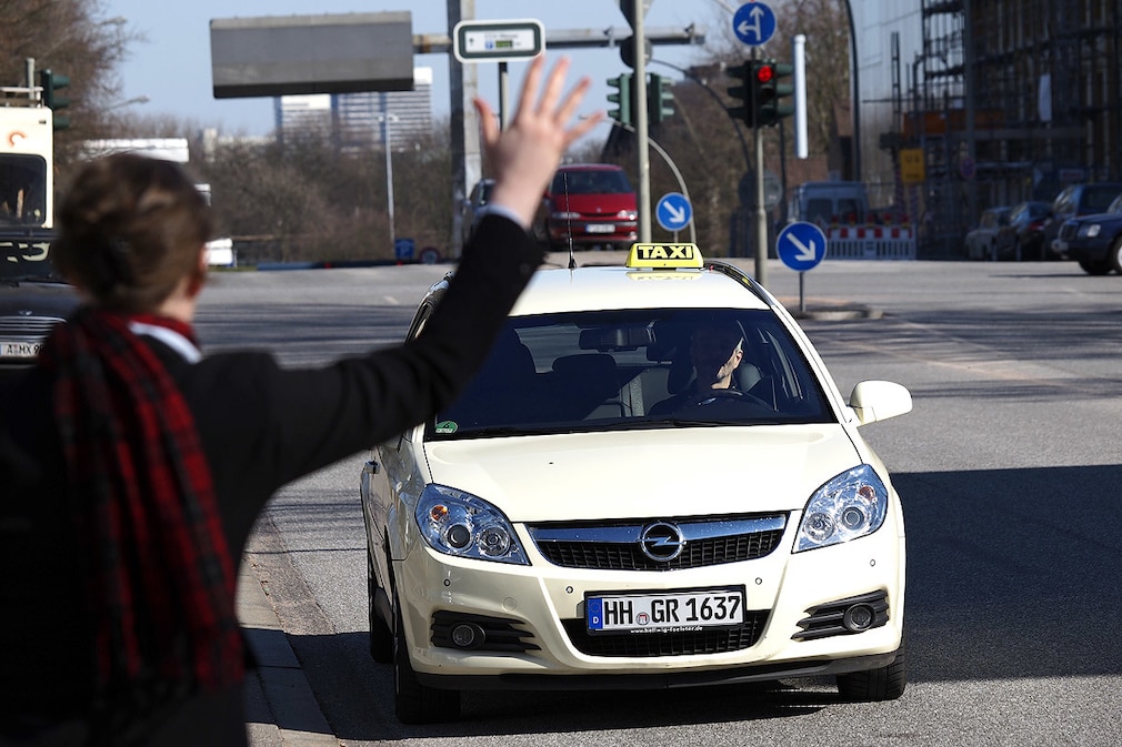 Hallo Taxi