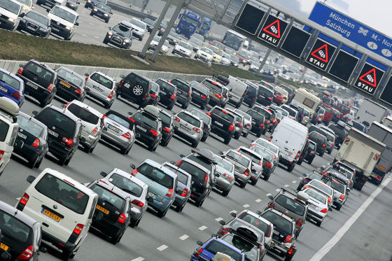 Stau auf der A9 bei München