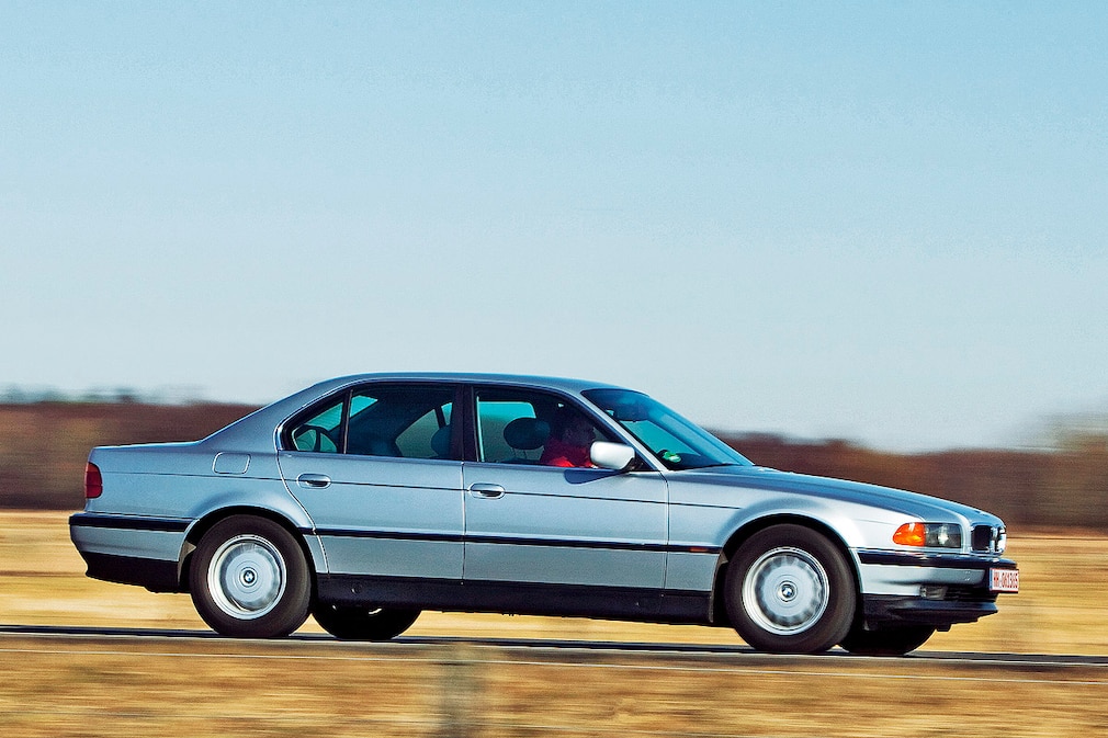 7er BMW 735i