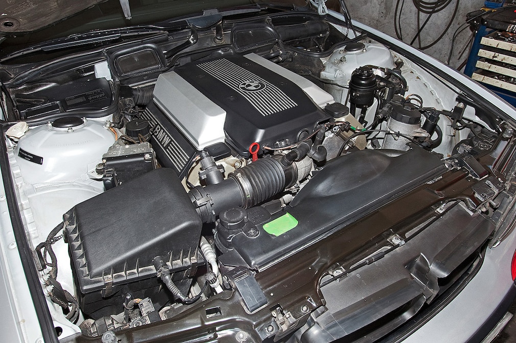 7er BMW 735i
