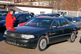 Audi A8 3.7