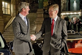 Victor Muller (li.) Chef von Spyker Cars und Jan-Ake Jonsson Saab Automobile CEO