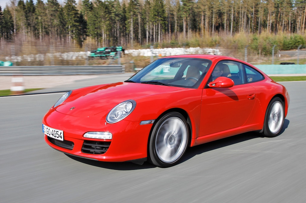 Porsche 911 Carrera