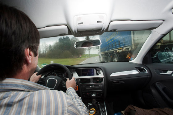 Überholen auf der Landstraße