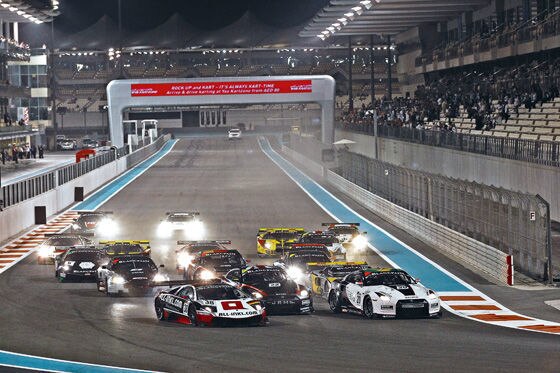 Rennstart FIA GT1 Abu Dhabi Debüt Winkelhock