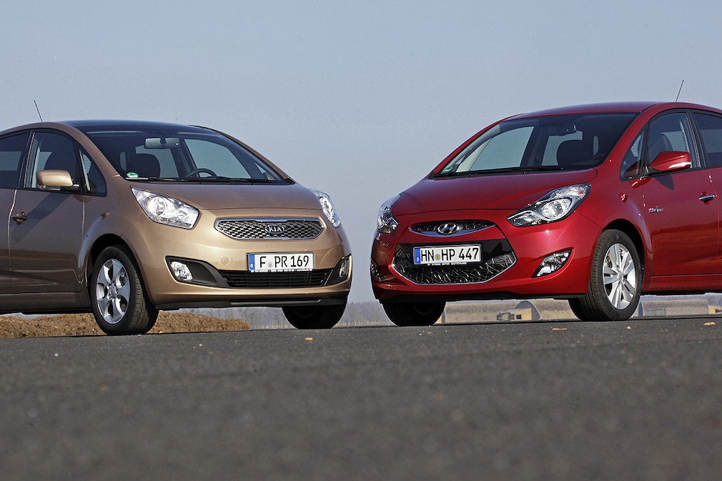 Hyundai ix20 blue 1.4 Life KiaVenga 1.4 CVVT IGS Spirit