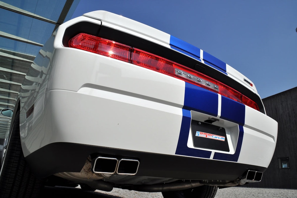 Dodge Challenger SRT8 392