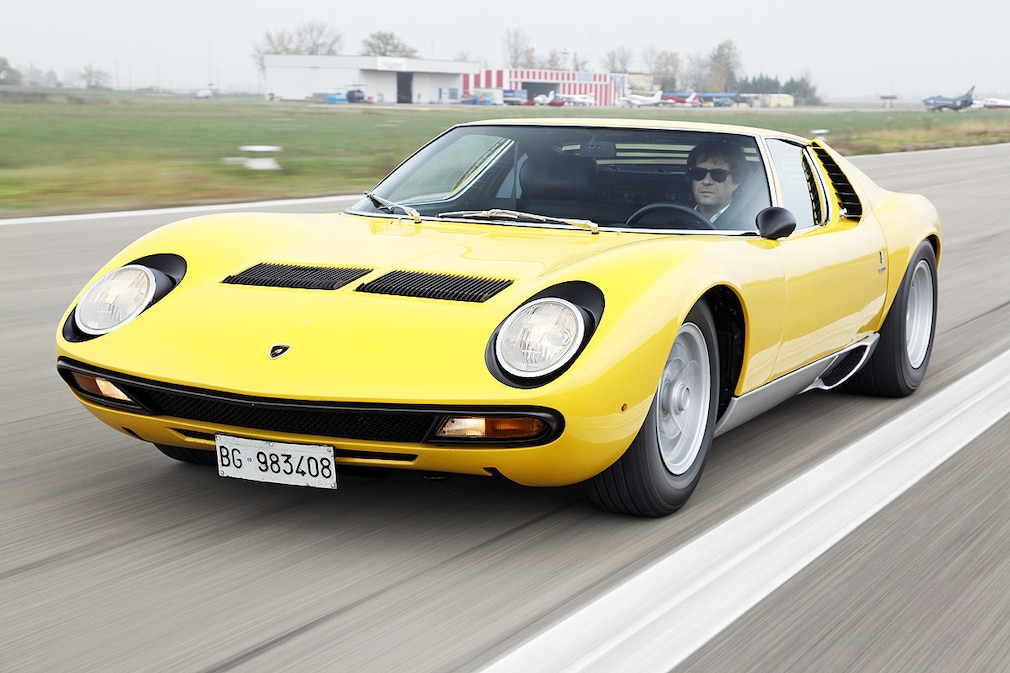 Lamborghini Miura P400 SV