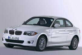 1er Coupé unter Strom
