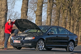 Volvo S80 V8