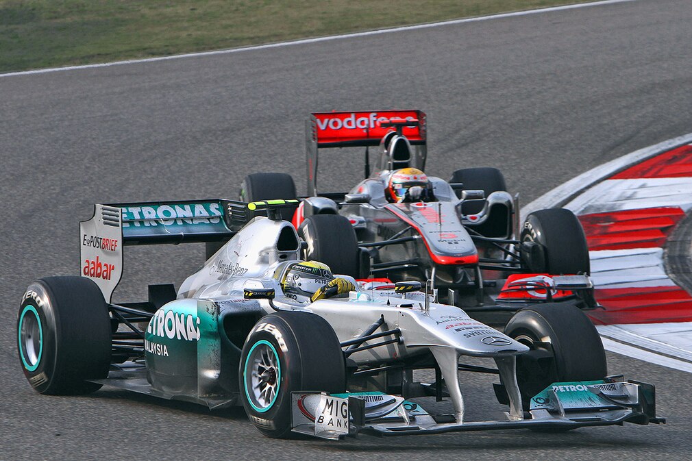 Nico Rosberg (GER) Mercedes GP and Lewis Hamilton (GBR) McLaren Mercedes
