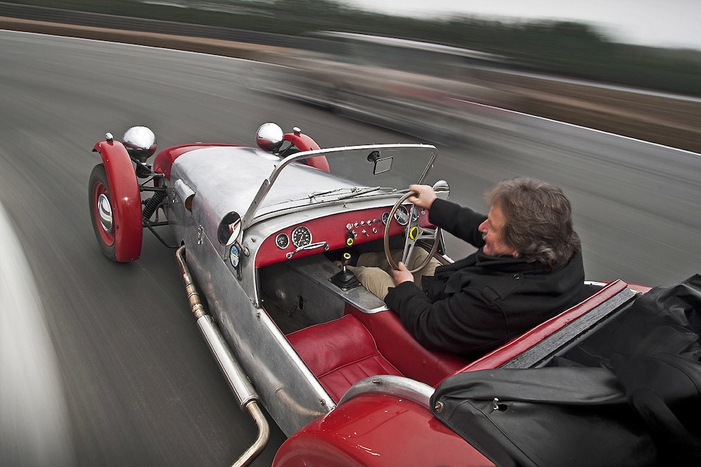 Lotus Seven S2