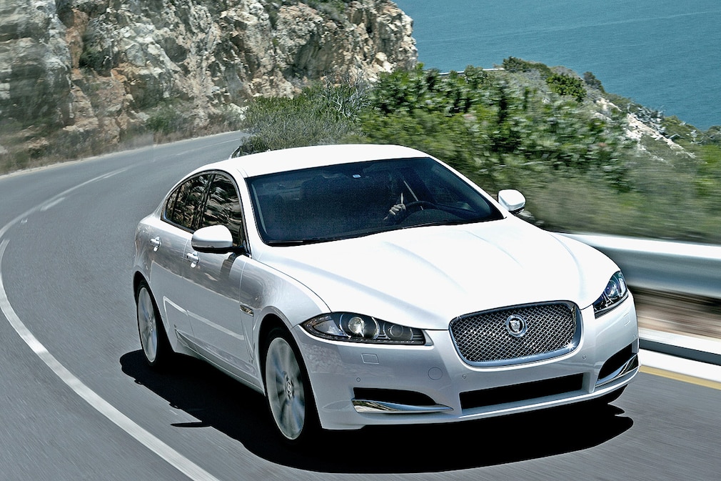 Jaguar XF 2012
