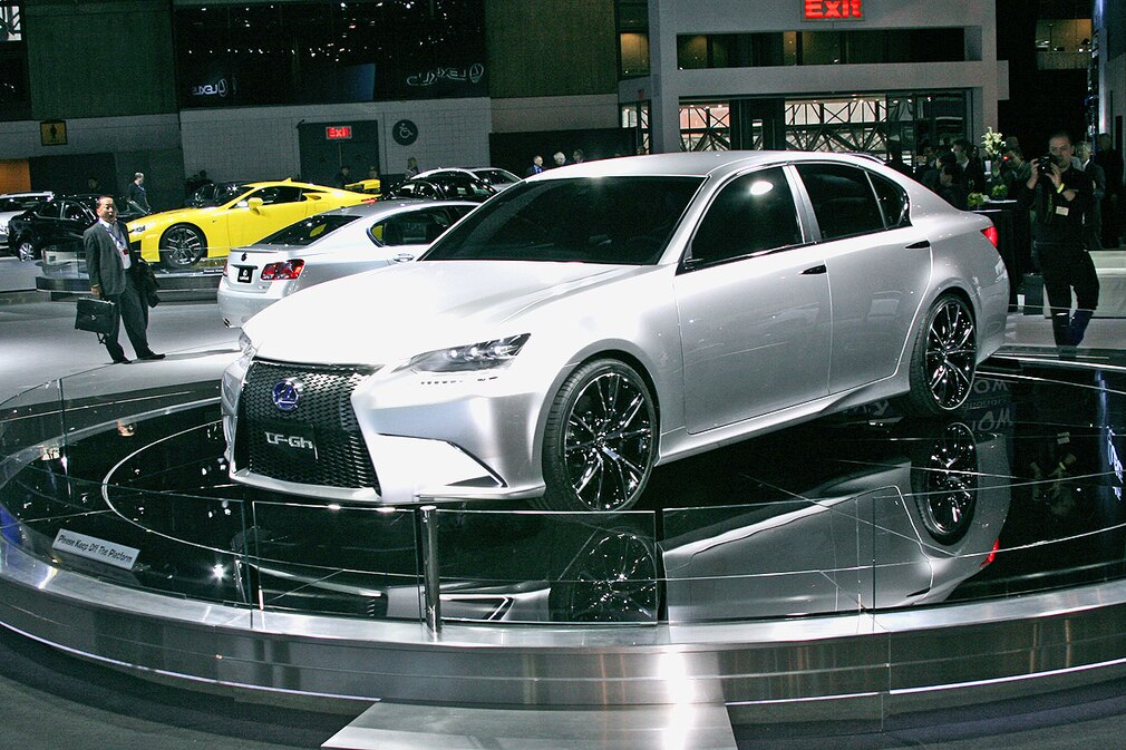 Lexus LF-Gh