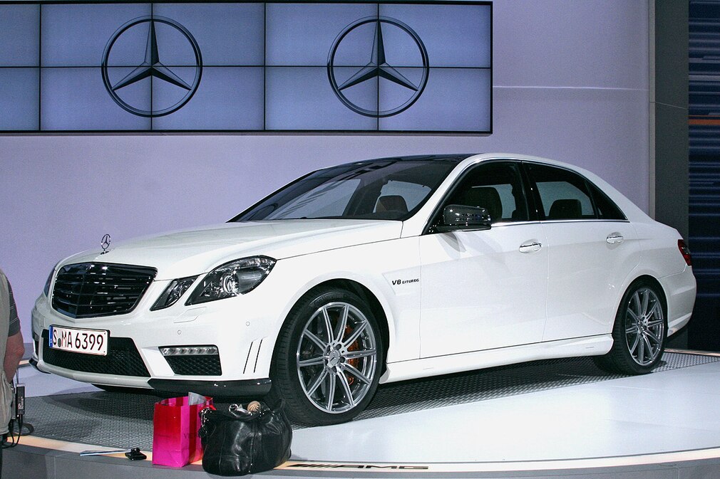 Mercedes E 63 AMG V8 Biturbo