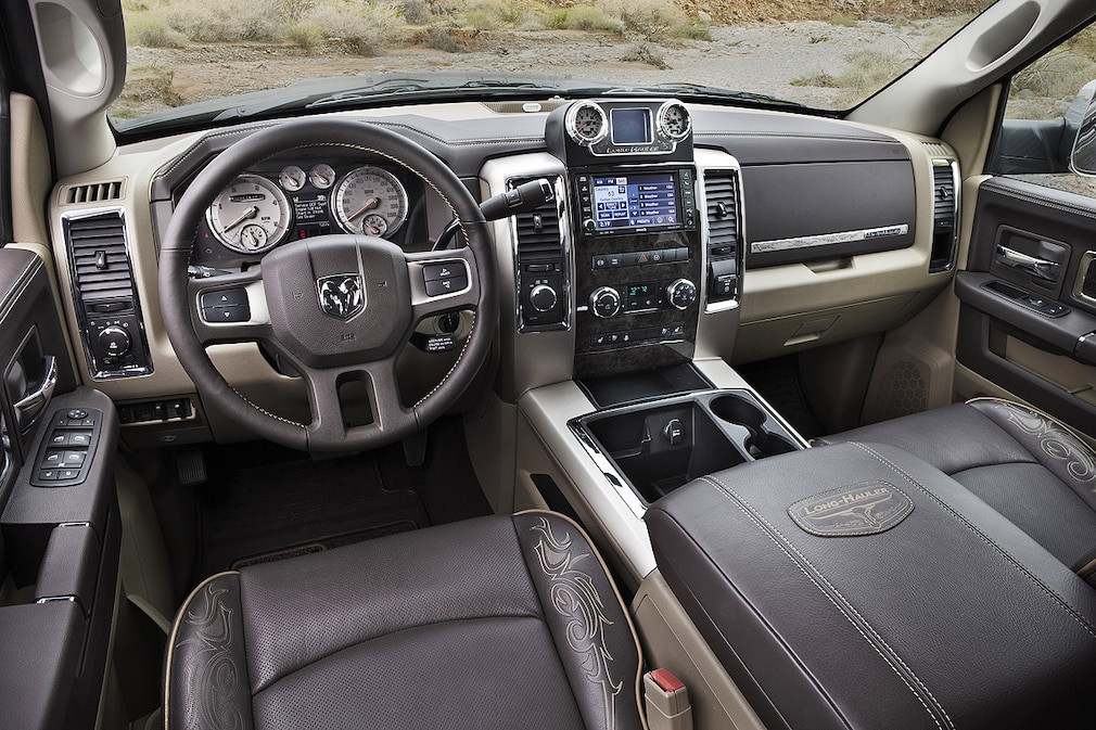 Dodge Ram Long-Hauler Concept