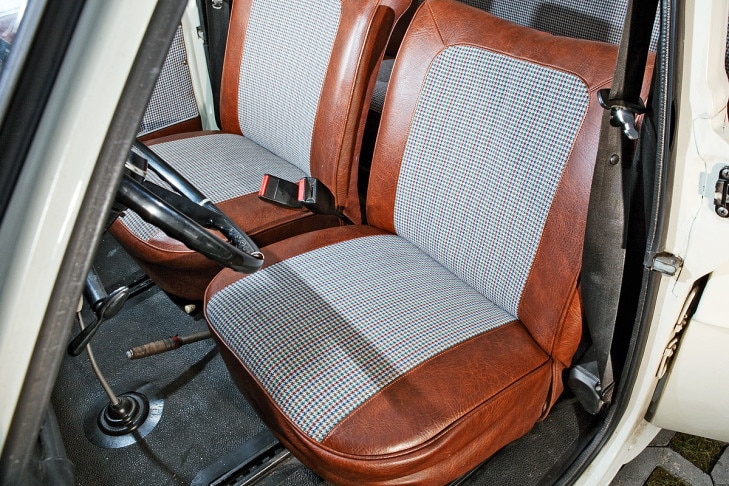 Renault Dauphine R 1093