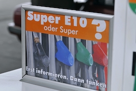 E 10 Was haben die da bloß verzapft ?