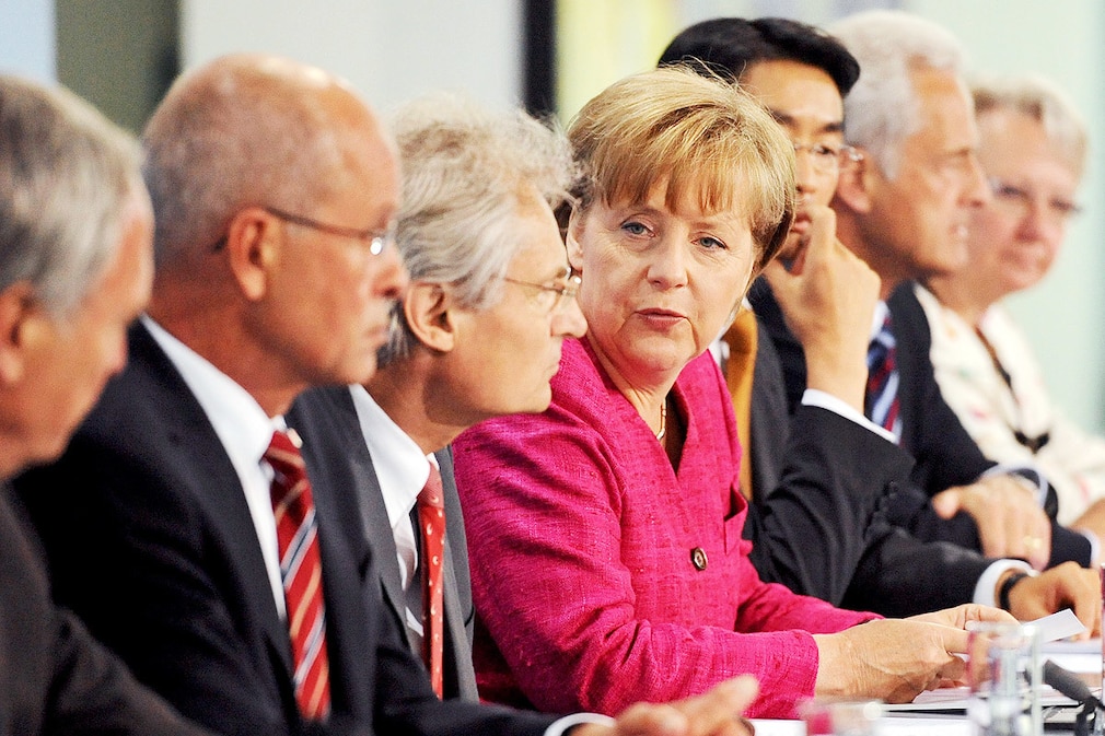 Angela Merkel (CDU) - Nationalen Plattform Elektromobilität