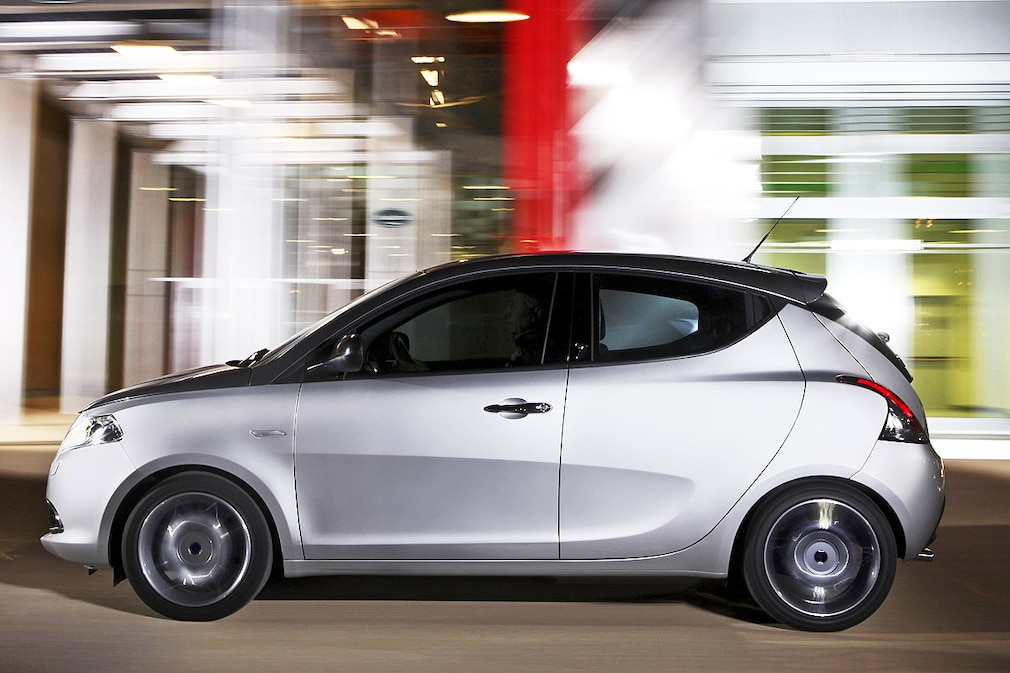 Lancia Ypsilon