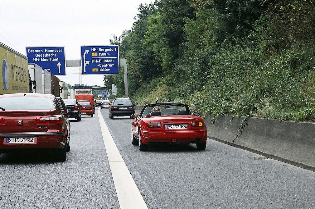 Verkehrsrecht Standspur zum Ausfahren benutzen