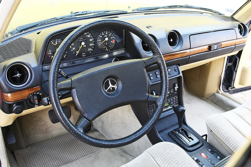 Mercedes 280 TE W123